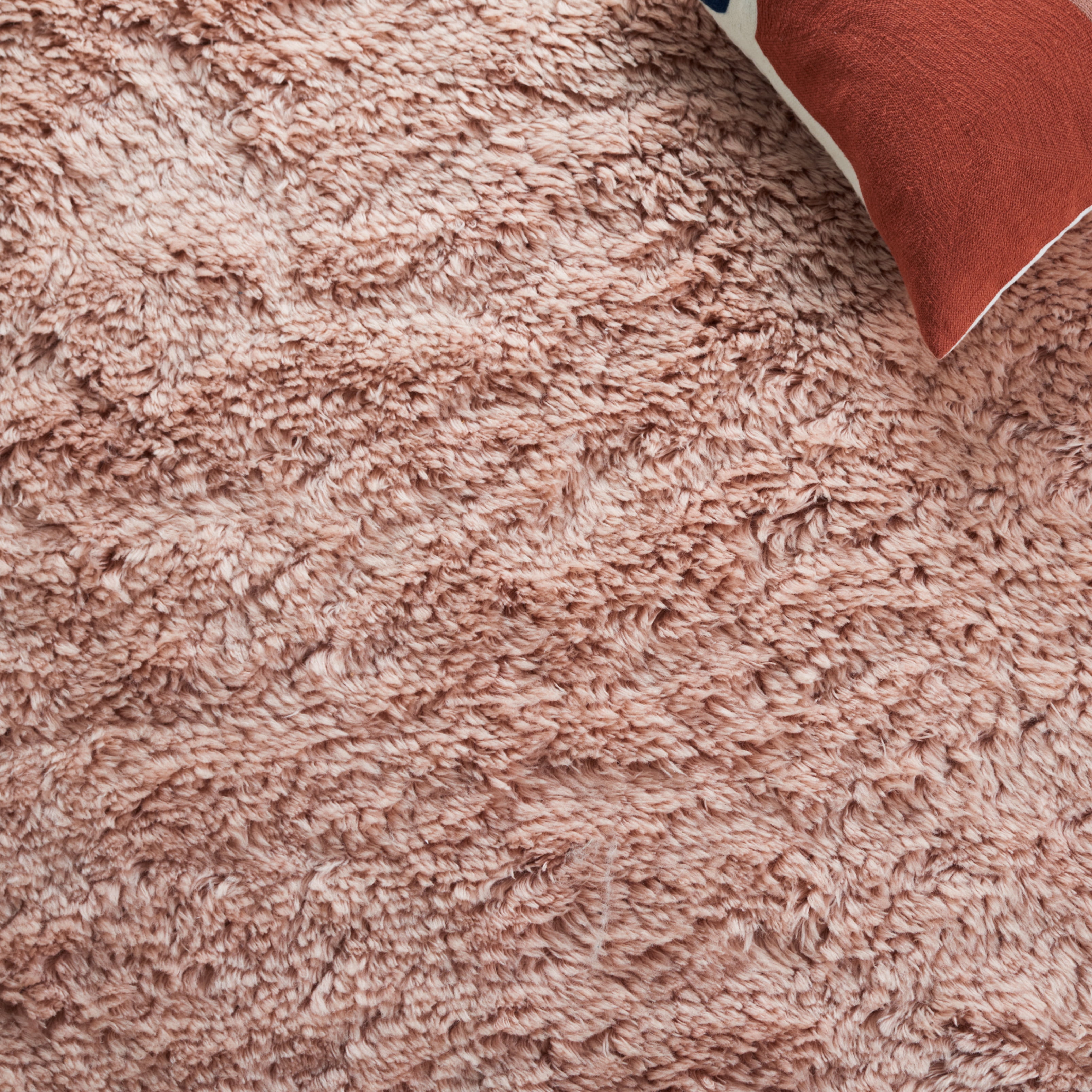 SAFAVIEH Casablanca Genette Solid Area Rug, Pink, 5' x 8'
