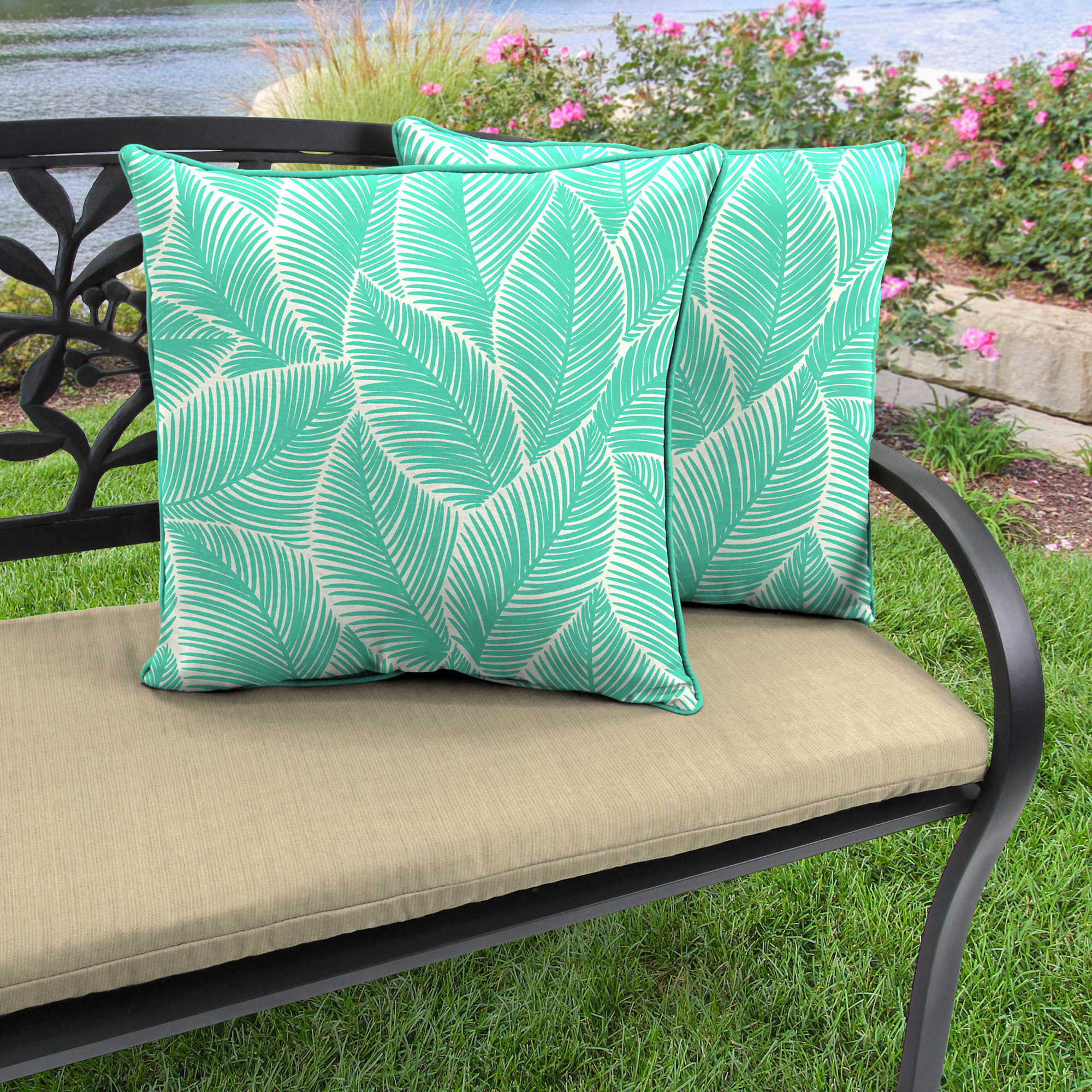 Mainstays Outdoor Throw Pillow, 16", Turquoise Palm Leaves - image 2 of 8