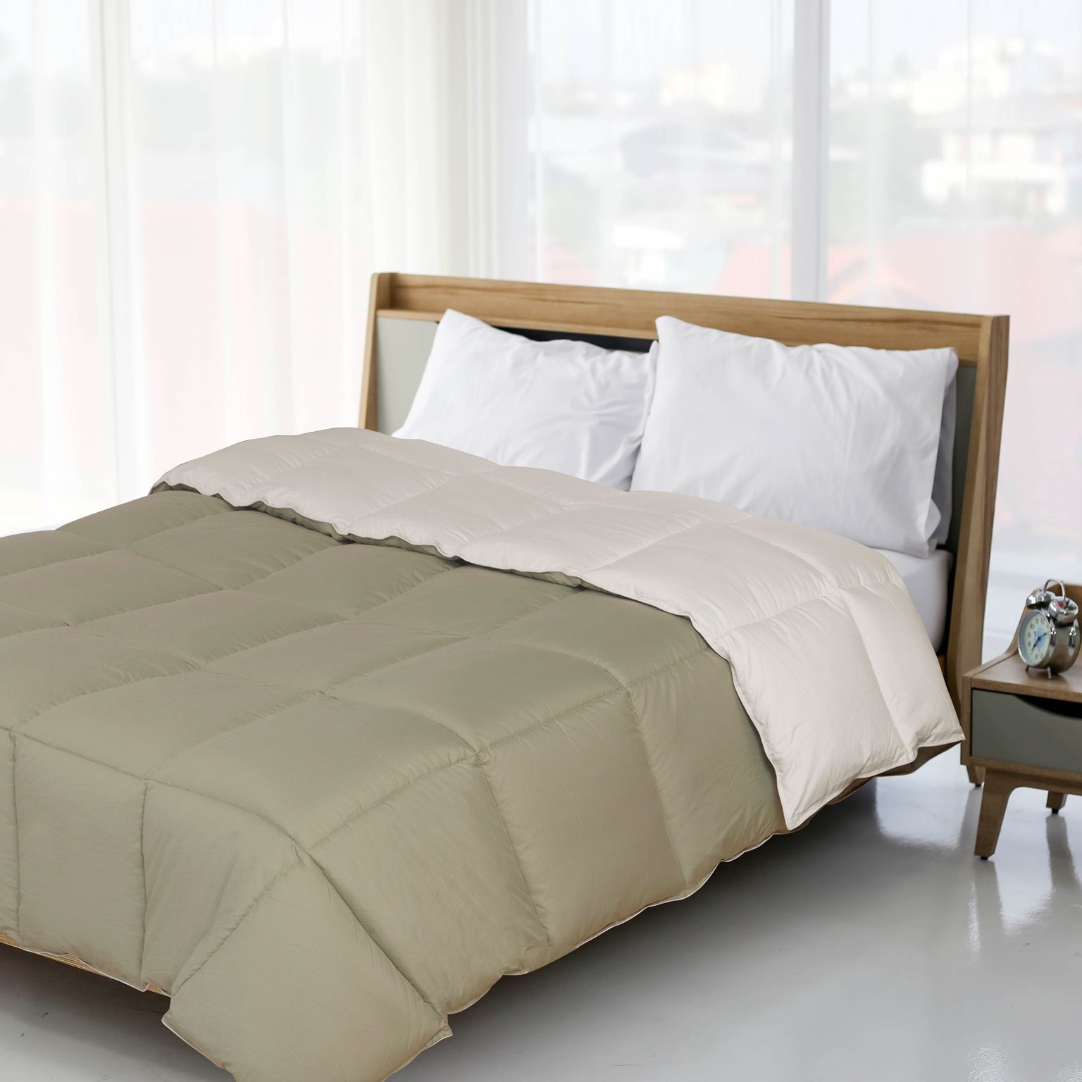 Superior Down Alternative Reversible Comforter, Full/ Queen, Ivory/ Sage - image 2 of 4