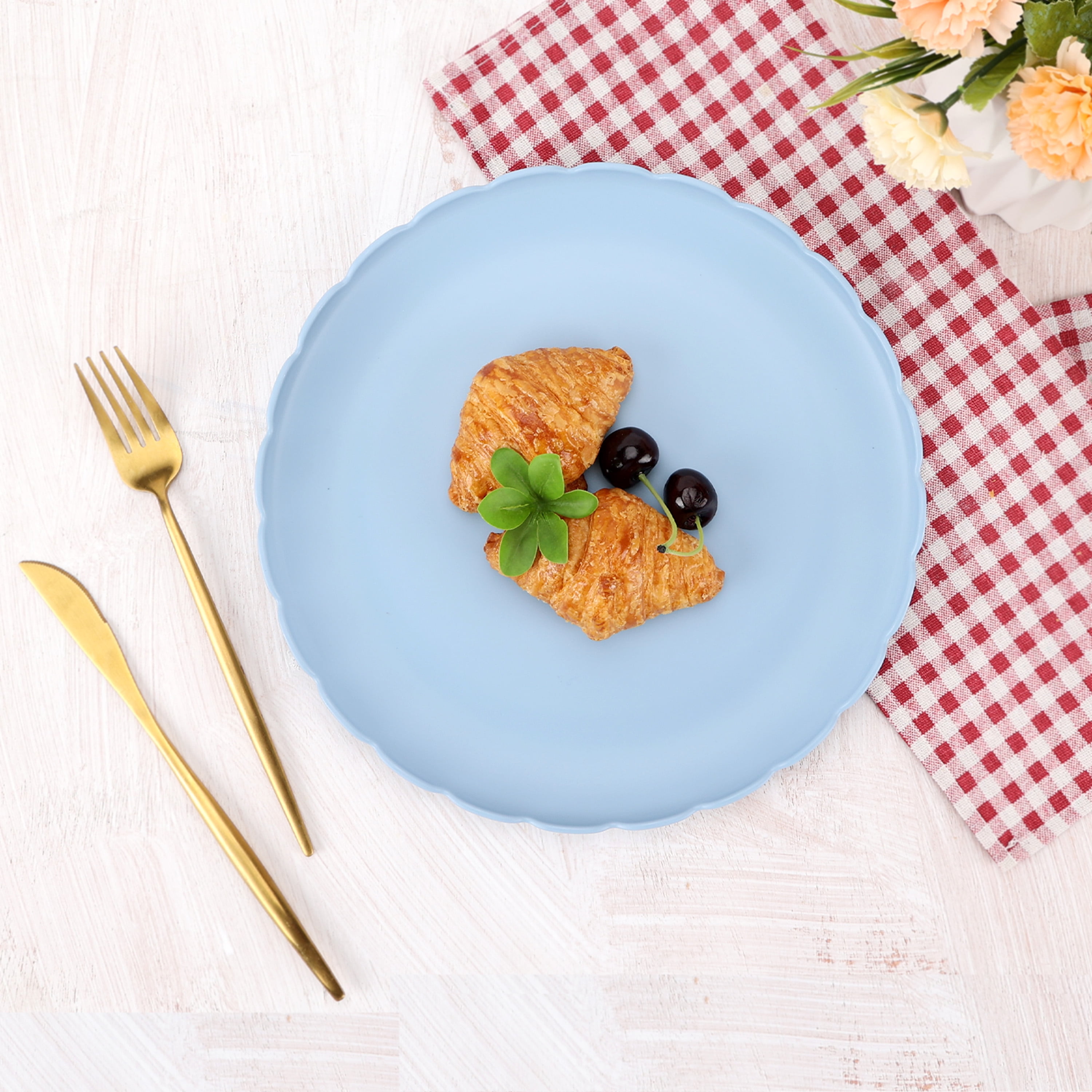 (4 pack) Mainstays - Blue Round Plastic Plate, Scalloped, 10.5 inch