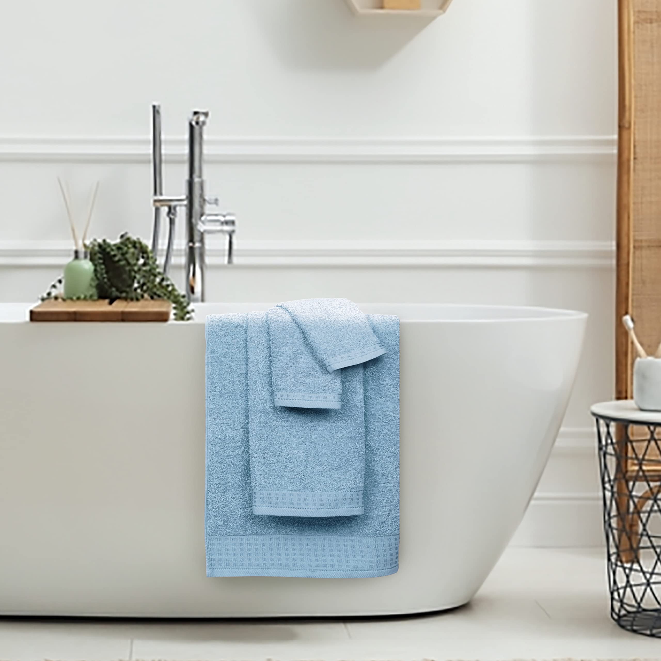 MyOwn Ultra Soft 6 Pack Cotton Towel Set, Contains 2 Bath Towels 28x55 inch, 2 Hand Towels 16x24 inch & 2 Wash Coths 12x12 inch, Ideal for Everyday use, Compact & Lightweight - Sky Blue