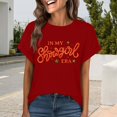 thumbnail image 1 of Chandail Rouge la Vie d'Un Chandail pour Femmes la Vie d'Un Chandails Logo Doré T-Shirt (TG), 1 of 5