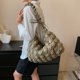 thumbnail image 5 of Bolso Acolchado para Las Axilas Mano Con Burbujas Informal Ligero Y Suave Mujer, 5 of 9