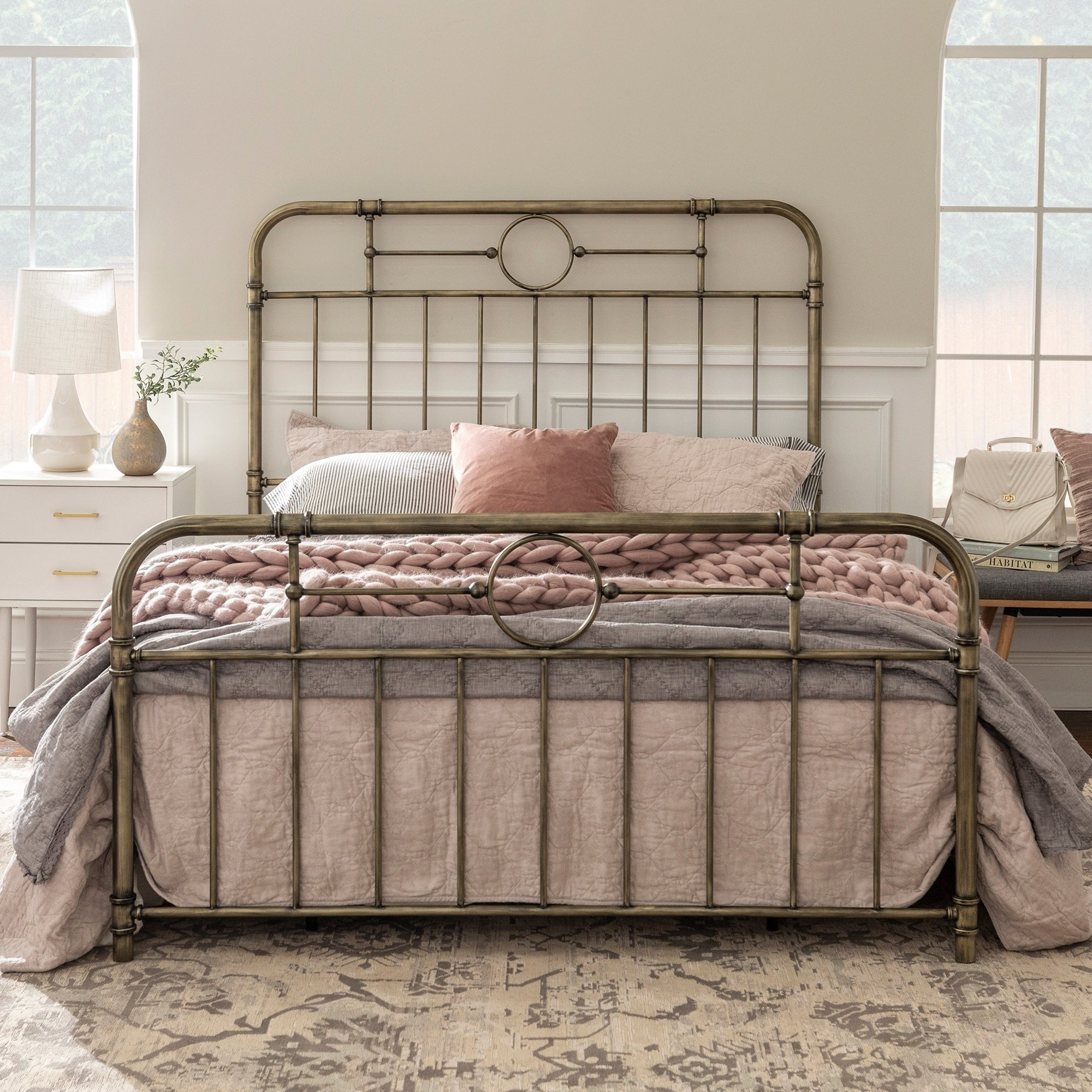 Middlebrook Designs Classic Antique Finish Metal Pipe Bed