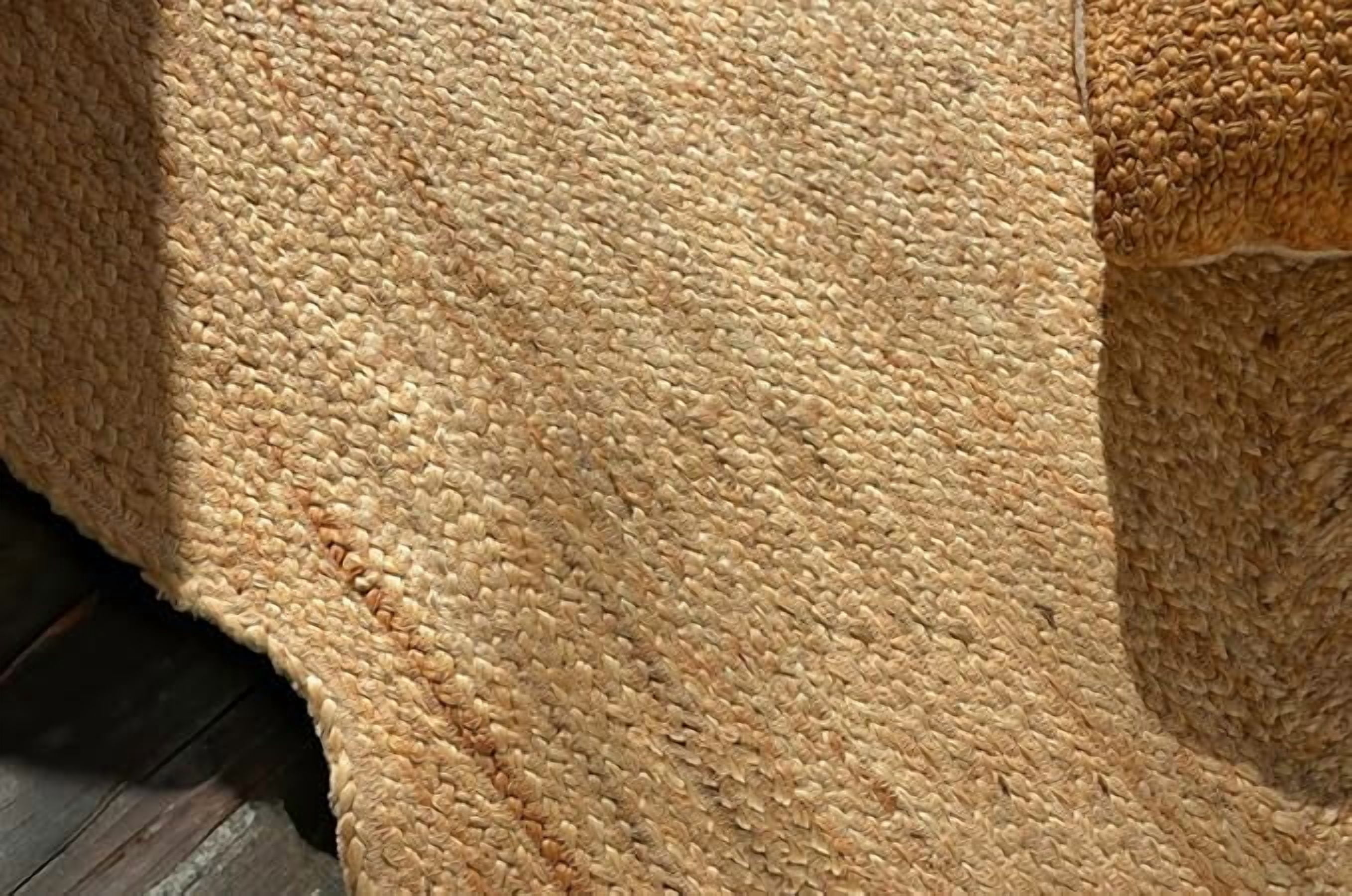 2x6 Ft Natural Jute Premium Scalloped Jute Rug – Handcrafted Natural Braided Carpet for Living Room, Bedroom, Entryway – Boho Home Decor