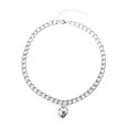 thumbnail image 4 of Collar elegante con colgante de corazón de melocotón para mujer, cadena desnuda de clavícula simple y grande de estilo europeo y americano, 4 of 5