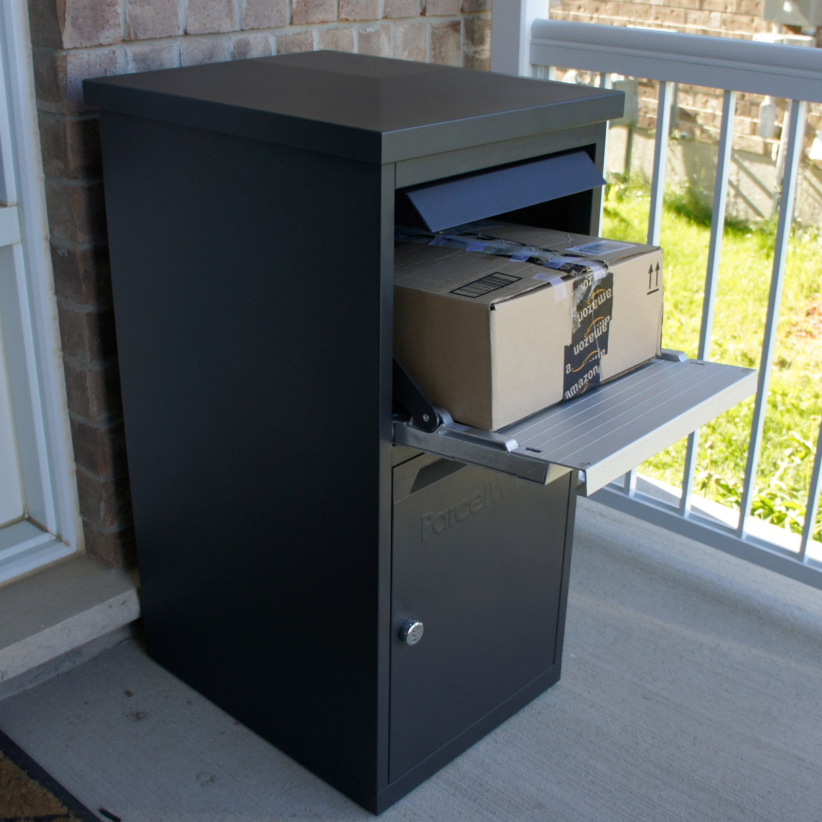 Diy Parcel Drop Box / How To Make A Diy Package Drop Box Home