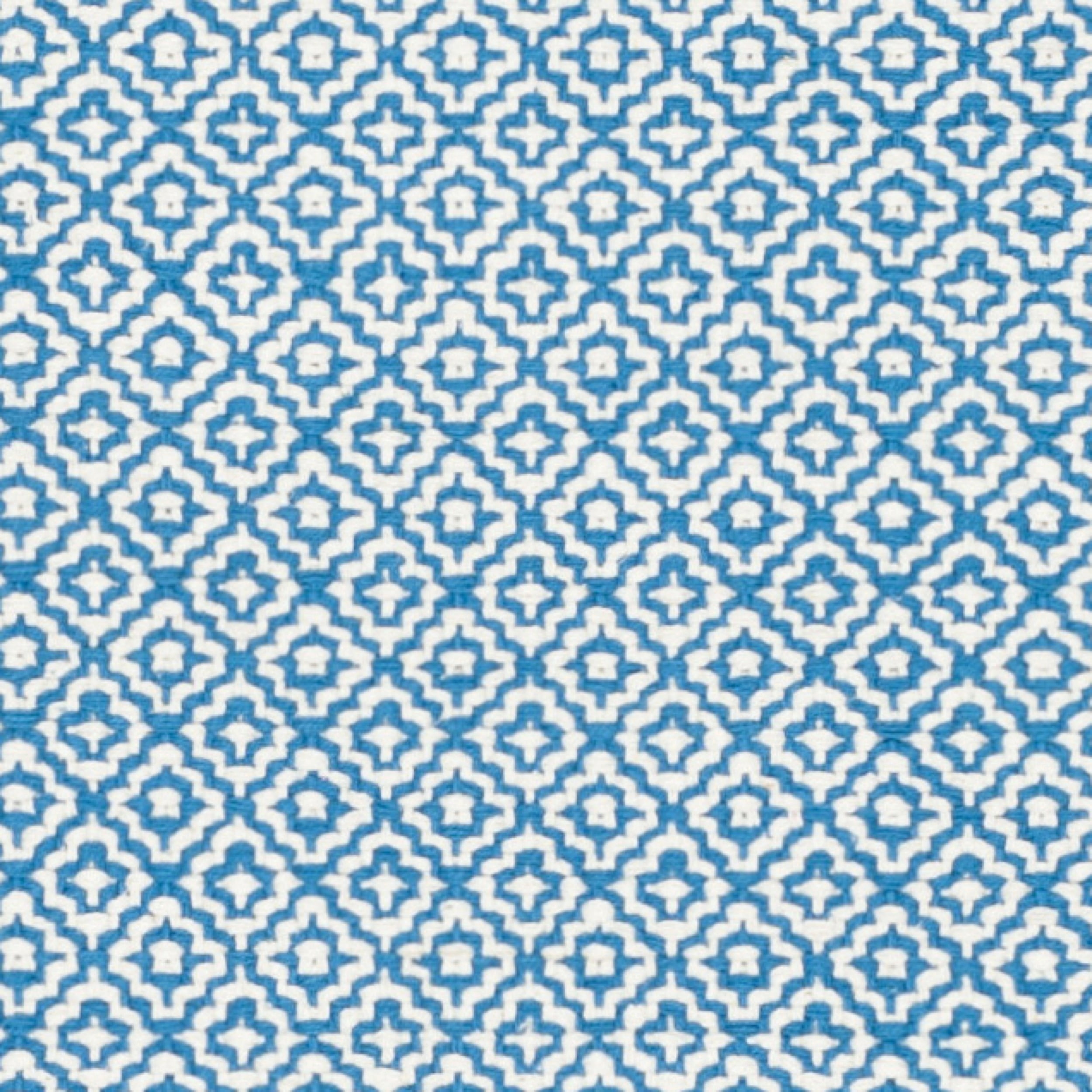 SAFAVIEH Montauk Audra Geometric Cotton Area Rug, Ivory/Blue, 6' x 6' Round