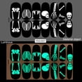 thumbnail image 1 of Pegatinas para uñas para decoración de uñas, pegatinas para uñas para mujer, pegatinas luminosas para uñas de Halloween, pegatinas de calavera con grafiti, juego de 12 pegatinas., 1 of 2