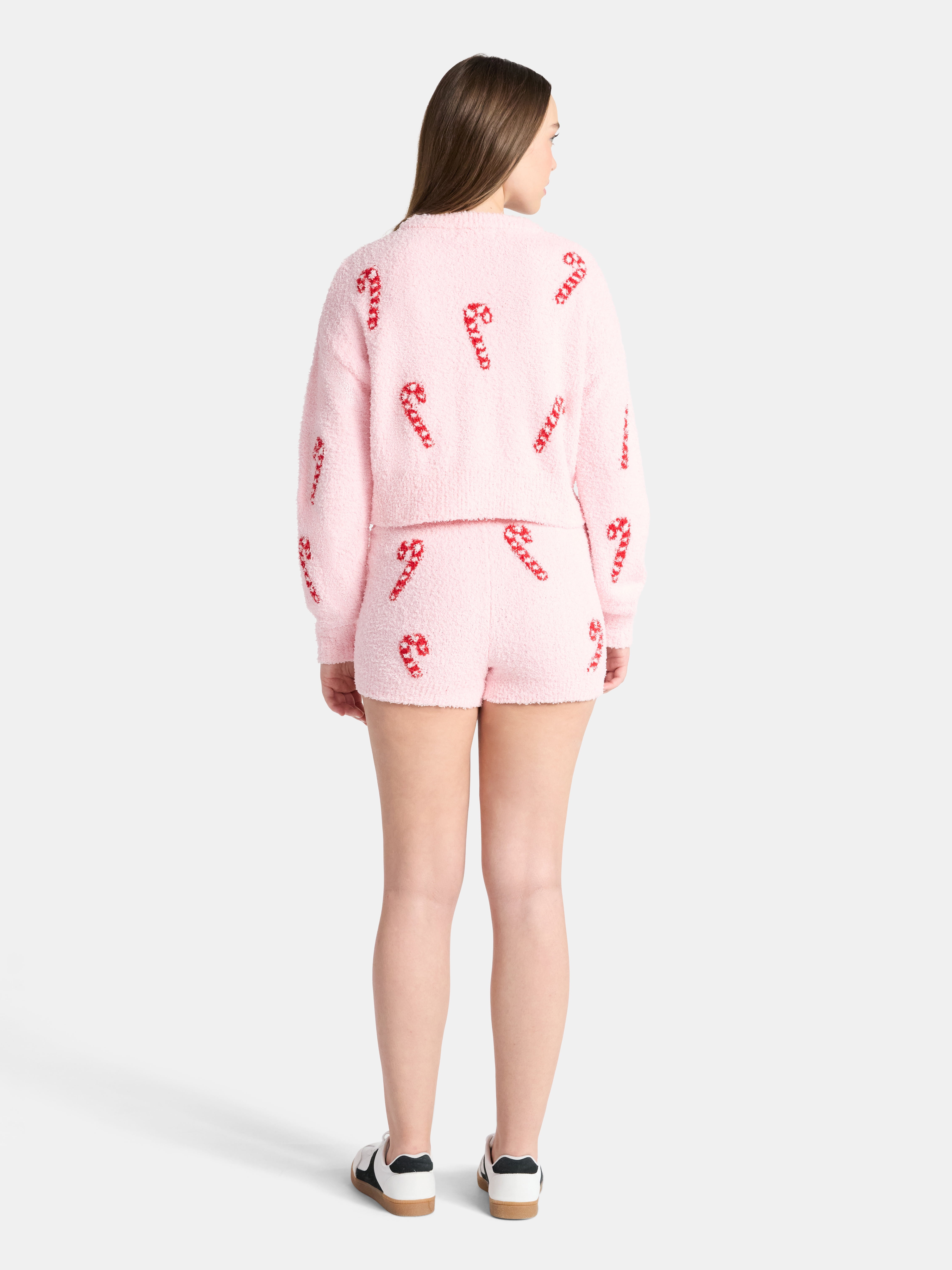 No Boundaries Christmas Plush Sweater and Shorts Set, 2-Piece, Women’s
