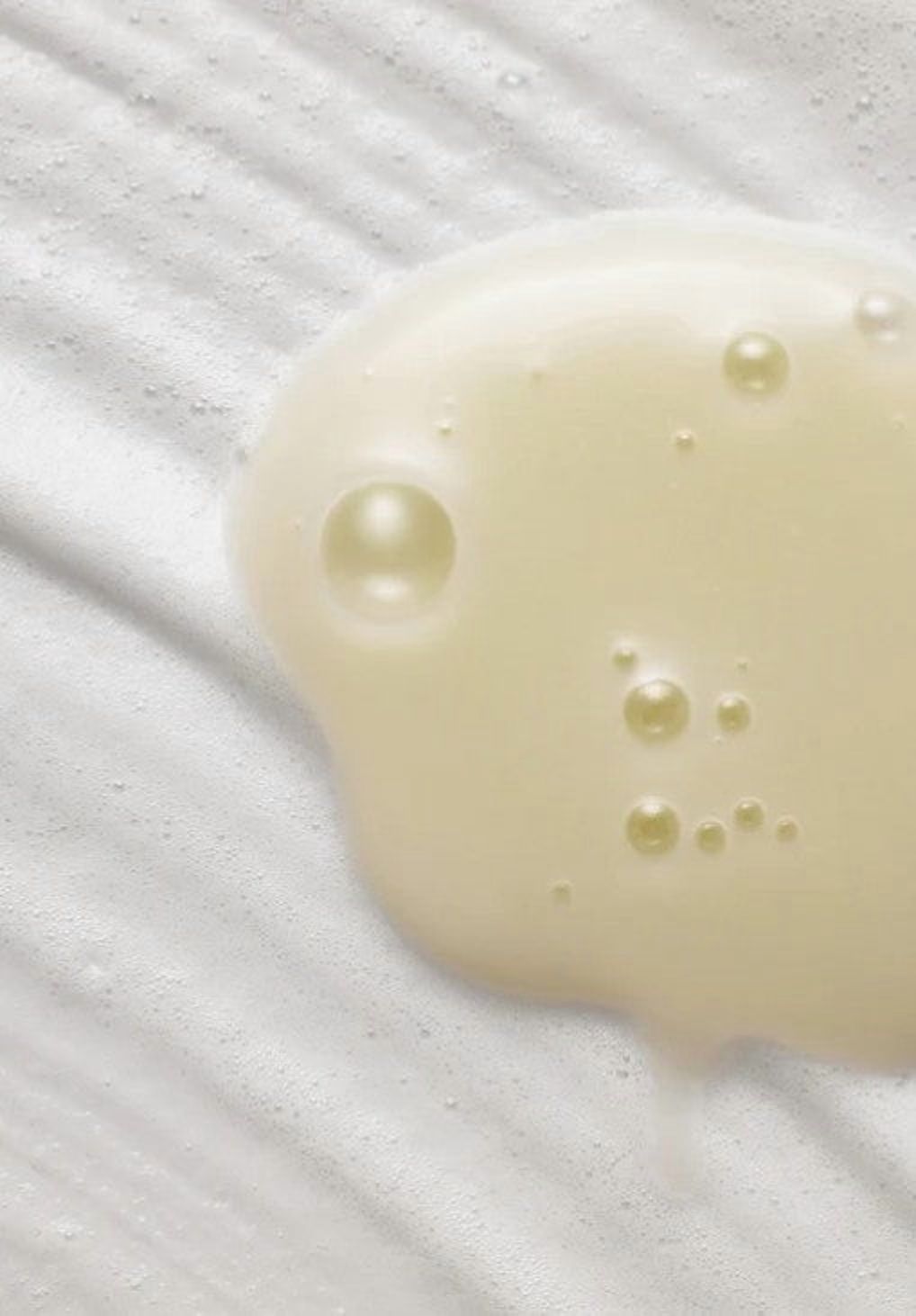 Green Tea & Enzyme Milky Foaming Wash 140 mL