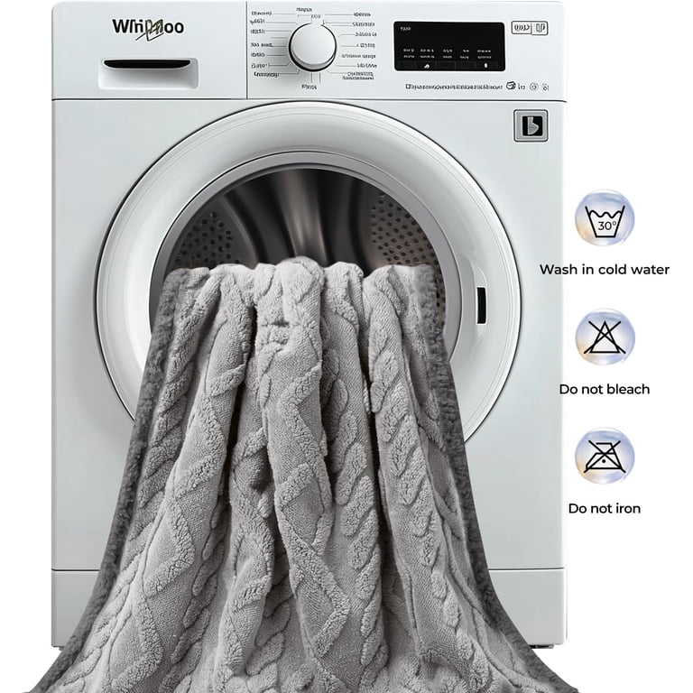 Luciphia Waterproof Pet Blanket, Reversible Sherpa photo 7