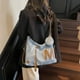 thumbnail image 2 of JennyShop Moda Rivet Decoration Bolsa De Tote, Elegante Mujer Denim Schulter Bolsa, Bastante Versátil Bolsa Underarm Bolsa De Cuerpo Cruzado, 2 of 6