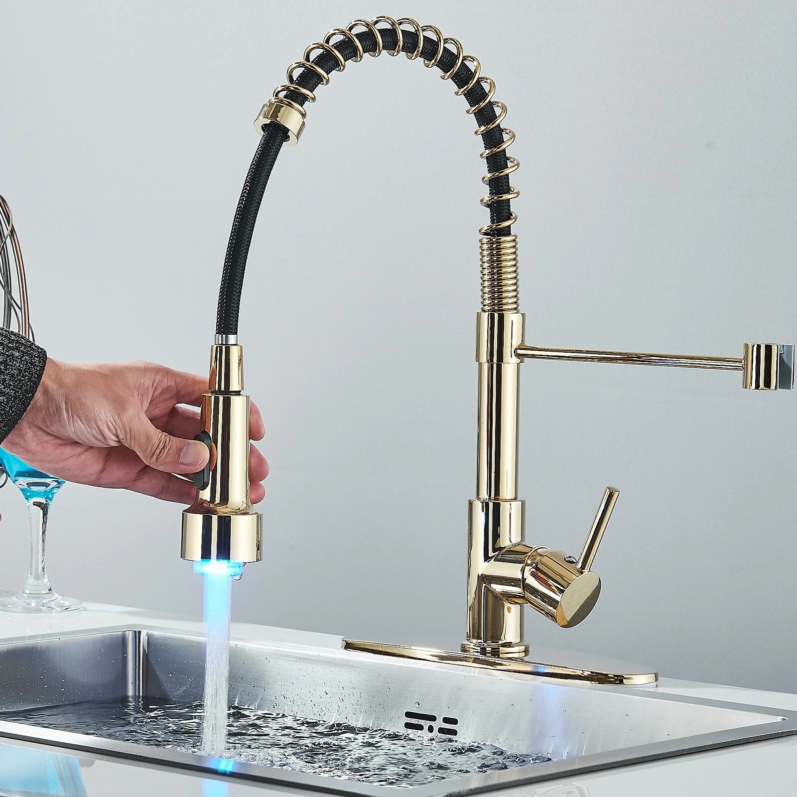 Brushed Gold led Kitchen Sink Faucet Single Handle w/Pull Down Sprayer LED Mixer Tap w/cover plate