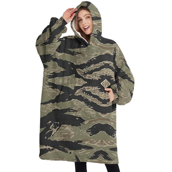 Oversized Wearable Blanket Hoodie,Green Camo Tiger Stripe Pattern Sherpa Blanket Hoodie with Super Pockets,Super Warm Fuzzy Pullover for Women & Men