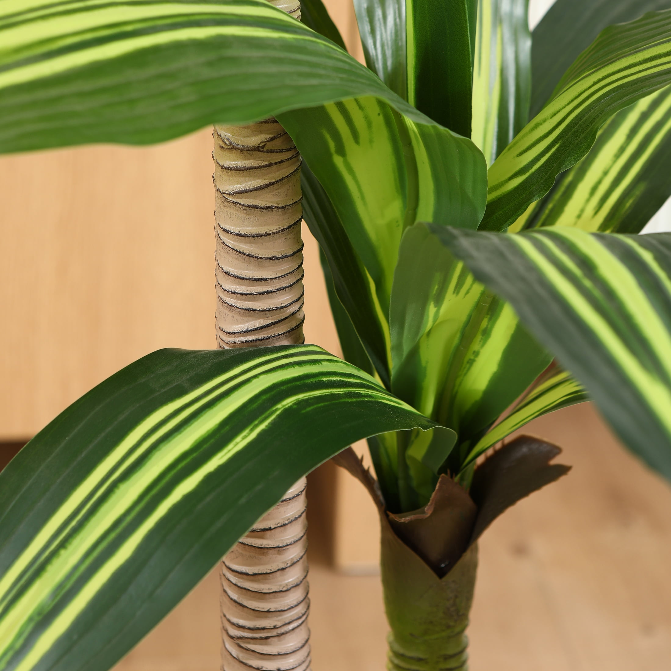 DR.Planzen Artificial Plants, 4ft Fake Dracaena Tree in Black Plastic Pot, Faux Plants Indoor Outdoor Decor, Silk Plants for Home Decor Office Porch Patio Perfect Housewarming Gift