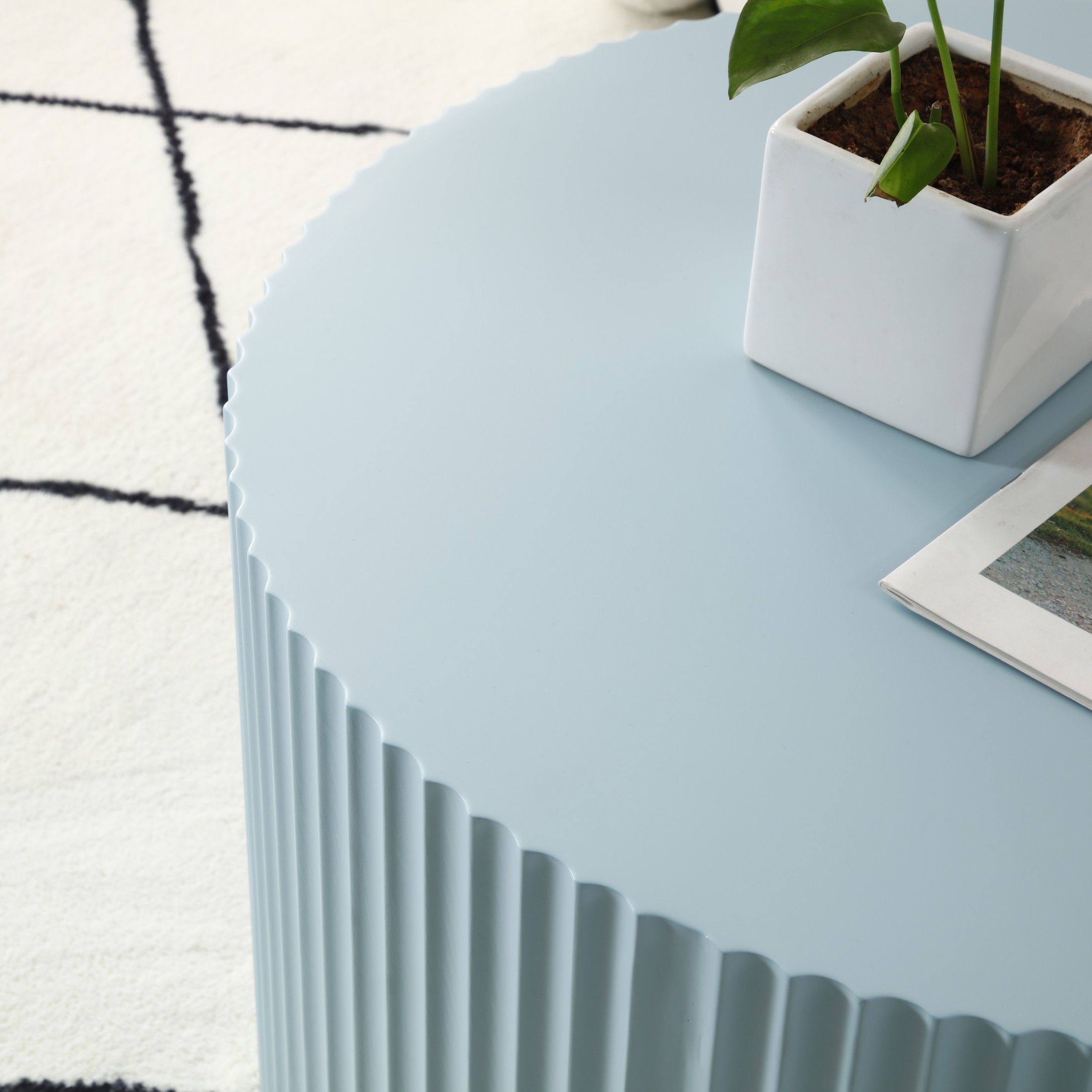 Noble House Nesting Round Coffee Tables, Modern MDF Handcrafted Relief for Living Room, Light Blue, Set of 2