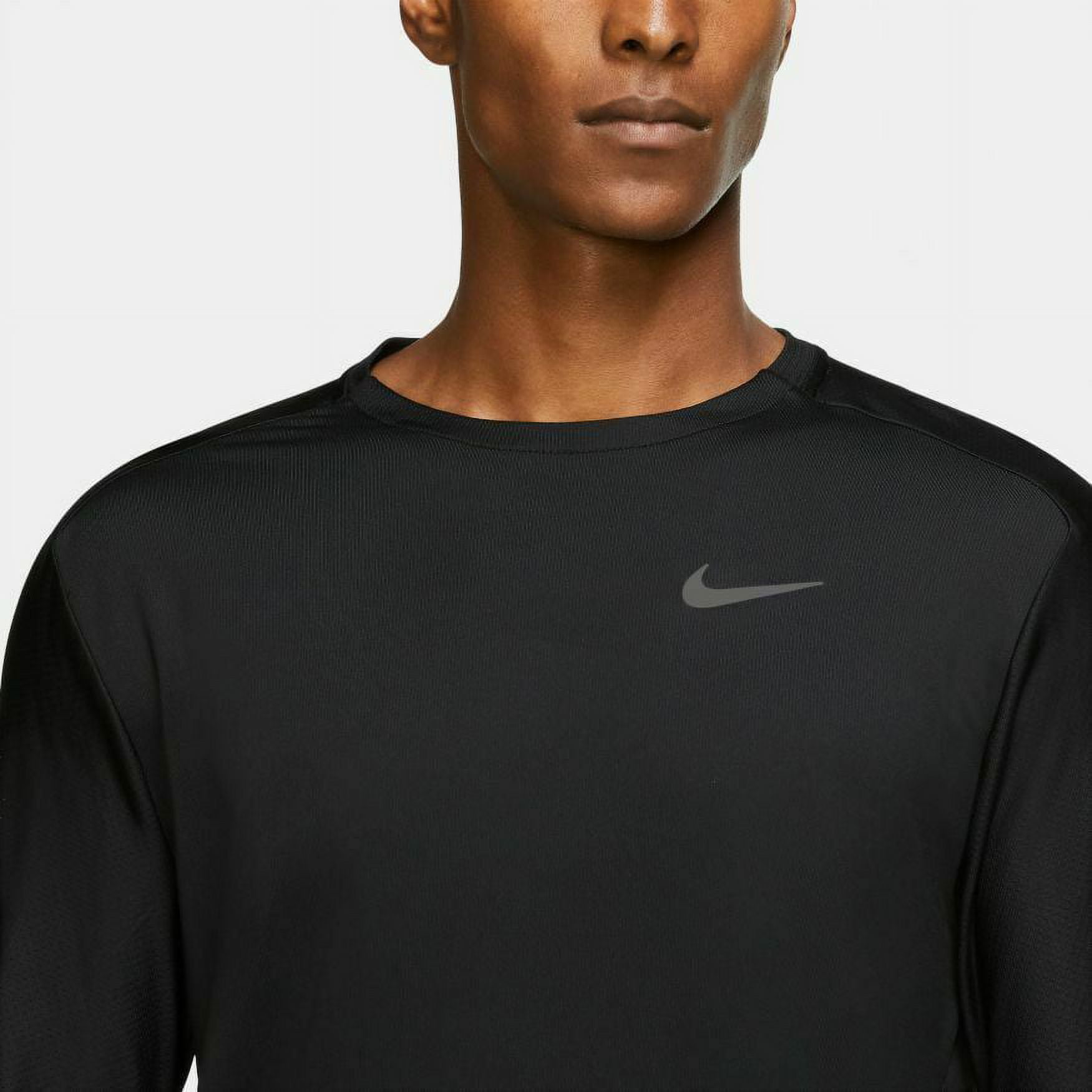 nike men's element crew running long sleeve tee