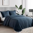 thumbnail image 2 of Juego de colcha Hansleep California King Navy de damasco de 3 piezas, 2 of 6