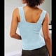 thumbnail image 5 of Tops Cortos de Tirantes Anchos con Cuello Cuadrado para Mujer, Tops Florales para Salir, Tops Cortos Ajustados con Ribete de Lechuga, Azul L, 5 of 6