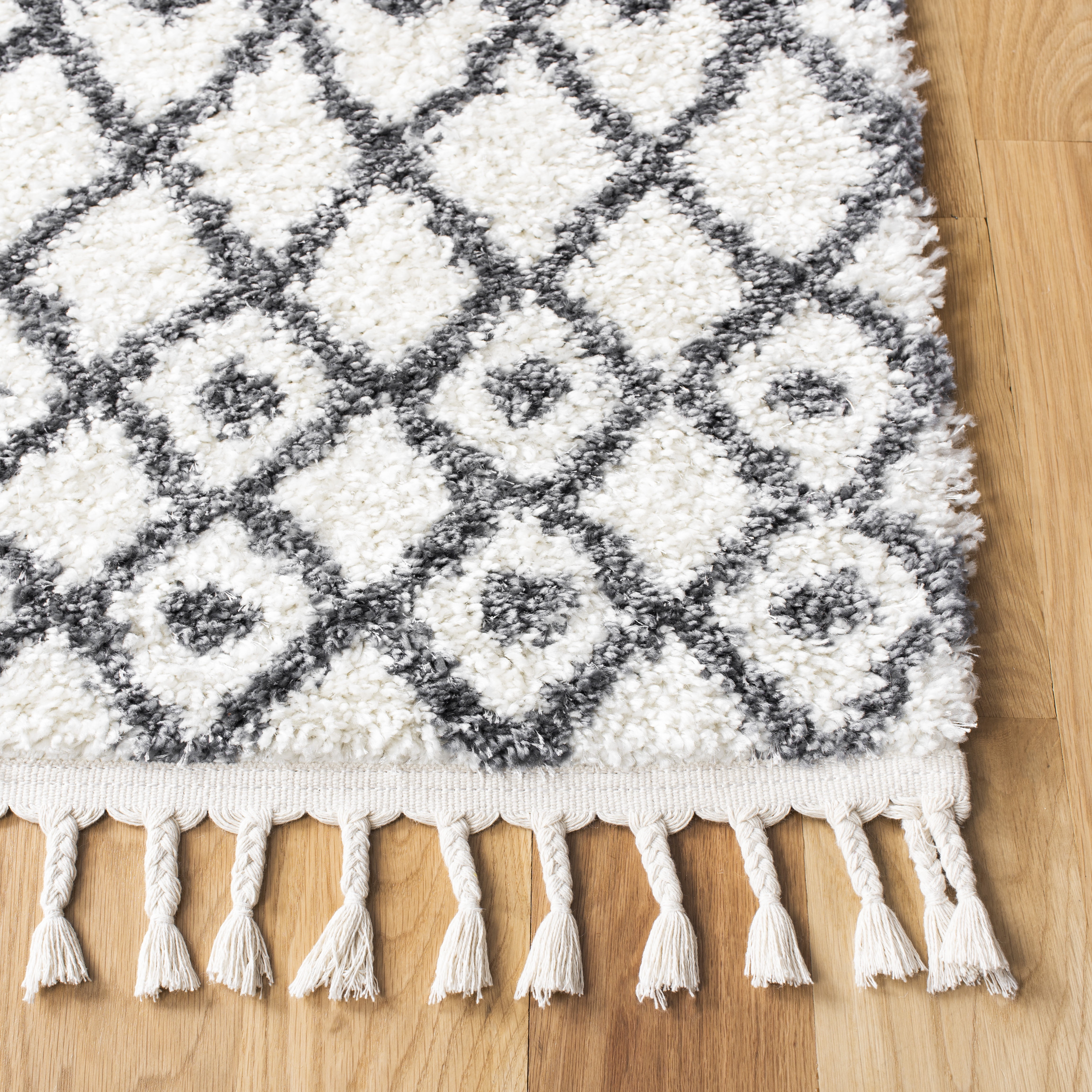 SAFAVIEH Berber Fringe Sunny Aztec Shag Area Rug, Ivory/Dark Gray, 9' x 12'