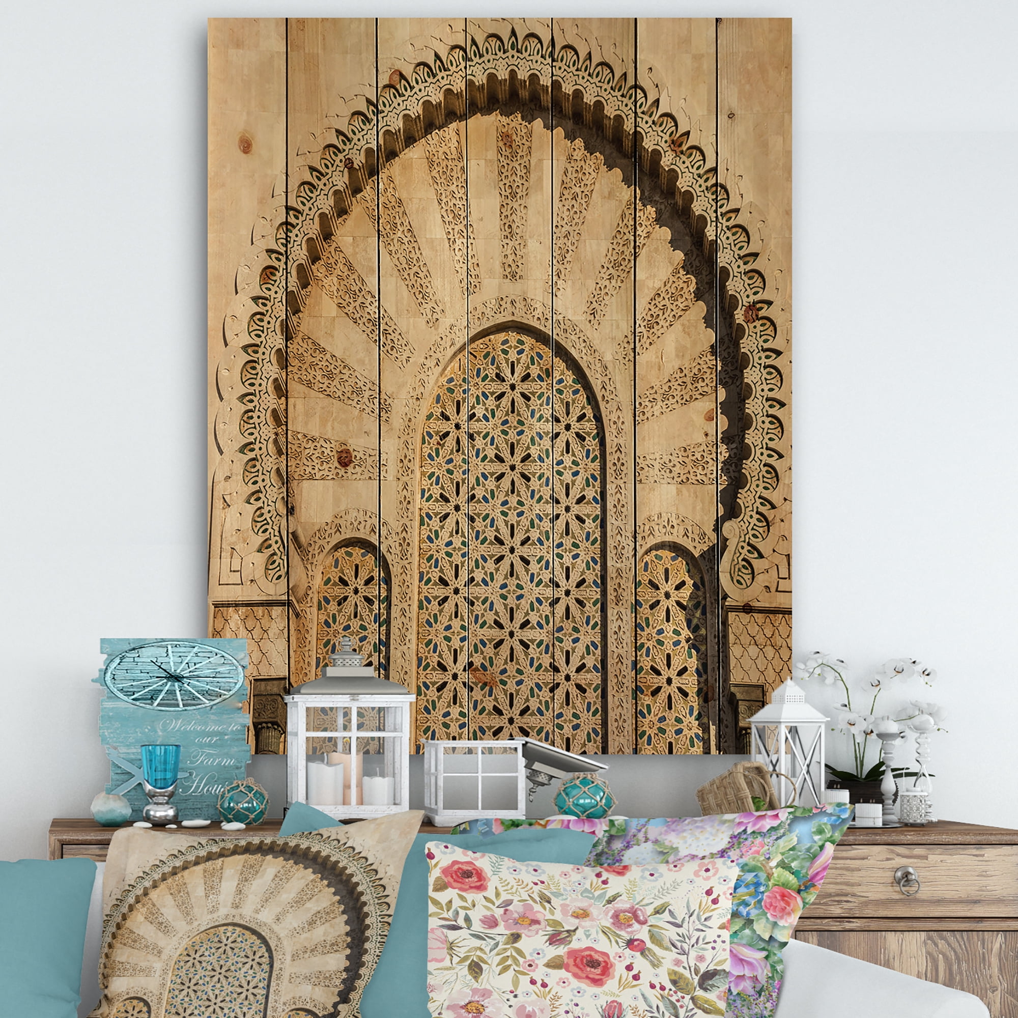 Designart 'Morocco Mosque Door' Vintage Print on Natural Pine Wood' Vintage Print on Natural Pine Wood