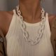 thumbnail image 5 of Minnieouse Collar de cadena de acrílico para mujer, colgante de cuello de repuesto que no se desvanece, gargantilla de fiesta para mujer, adorno Ropa, zapatos y accesorios Miscelánea Blanco, 5 of 6