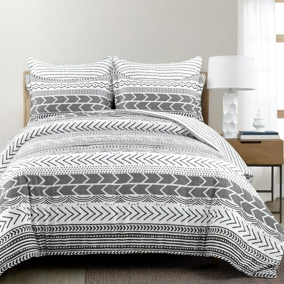 Lush Decor Hygge Geo Reversible Comforter Black/White 5Pc Set Full/Queen