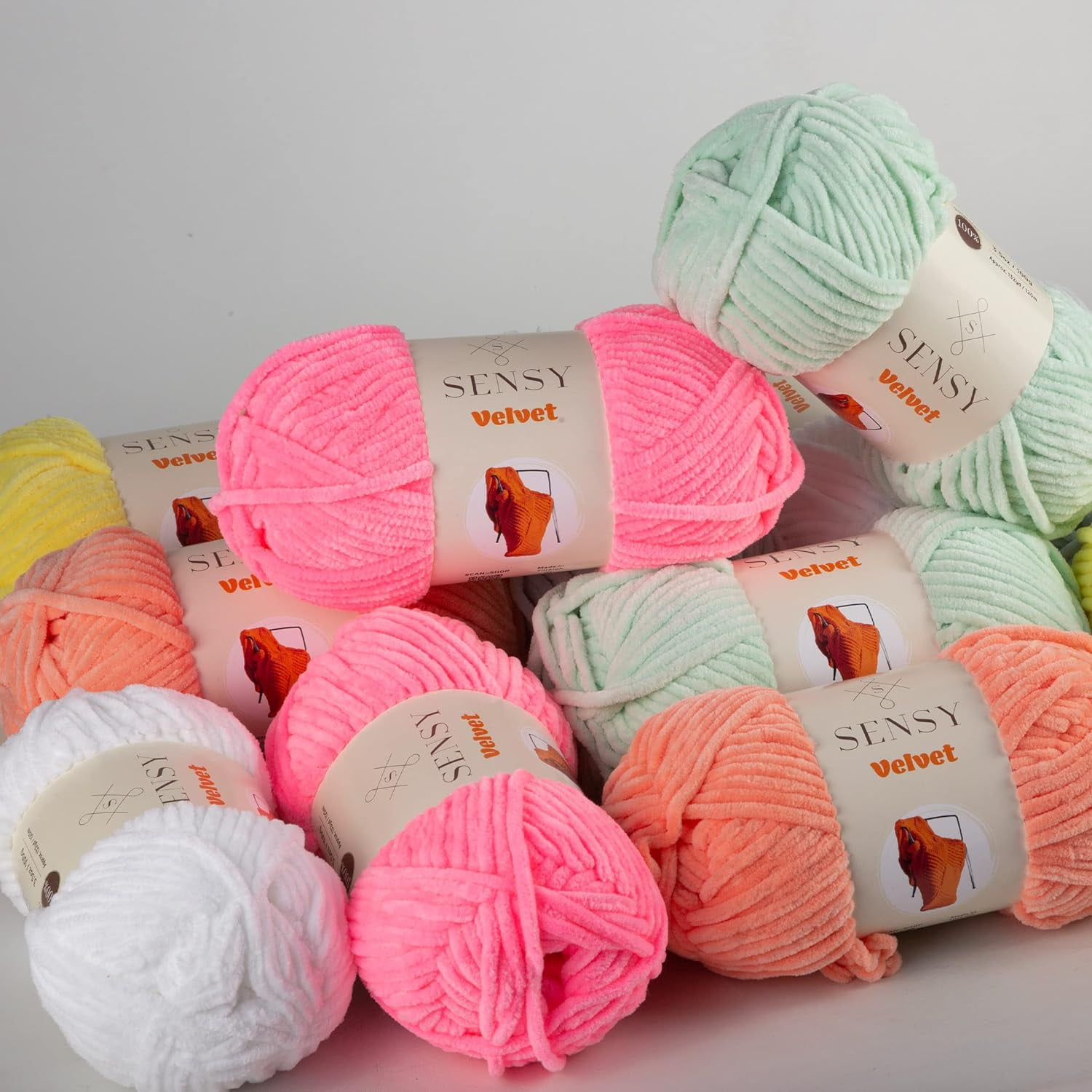 5 Skeins of Sensy Velvet Yarn for Crocheting, Baby Blanket Yarn, Chenille Yarn, Amigurumi Yarn, 3.5 oz, 132 Yards, Gauge 5 Bulky (Baby Blue)