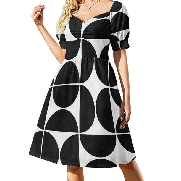 Patrón n.º 3 de estilo moderno de mediados de siglo: vestido de manga corta en hormigón blanco y negro. Moda para mujer.