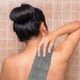 thumbnail image 4 of ColoMX 2 toallas de ducha exfoliantes coreanas suaves y delicadas de longitud extendida para frotar la espalda para hombres y mujeres., 4 of 8