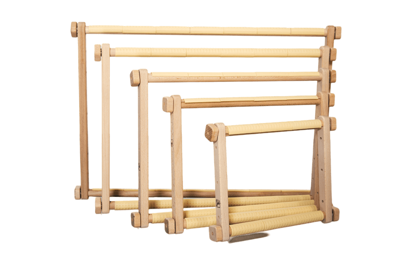 Wooden tapestry embroidery frame with clips 13,7*18,9in CSFR3548