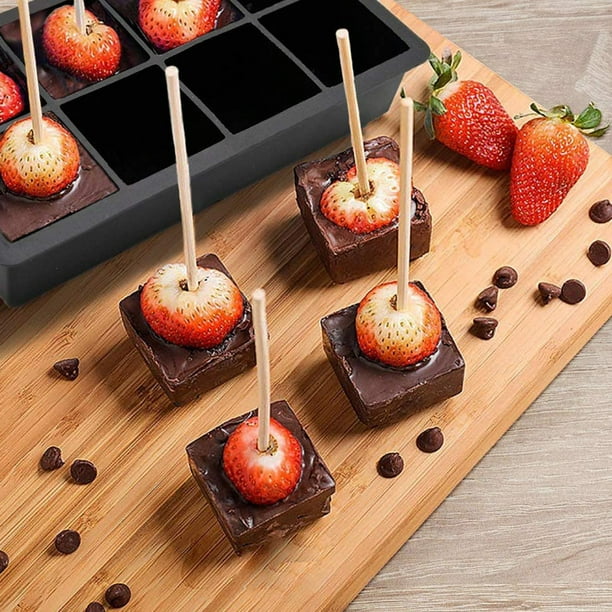 Hostess Hack: Fruit Ice Cubes for Water or Cocktails