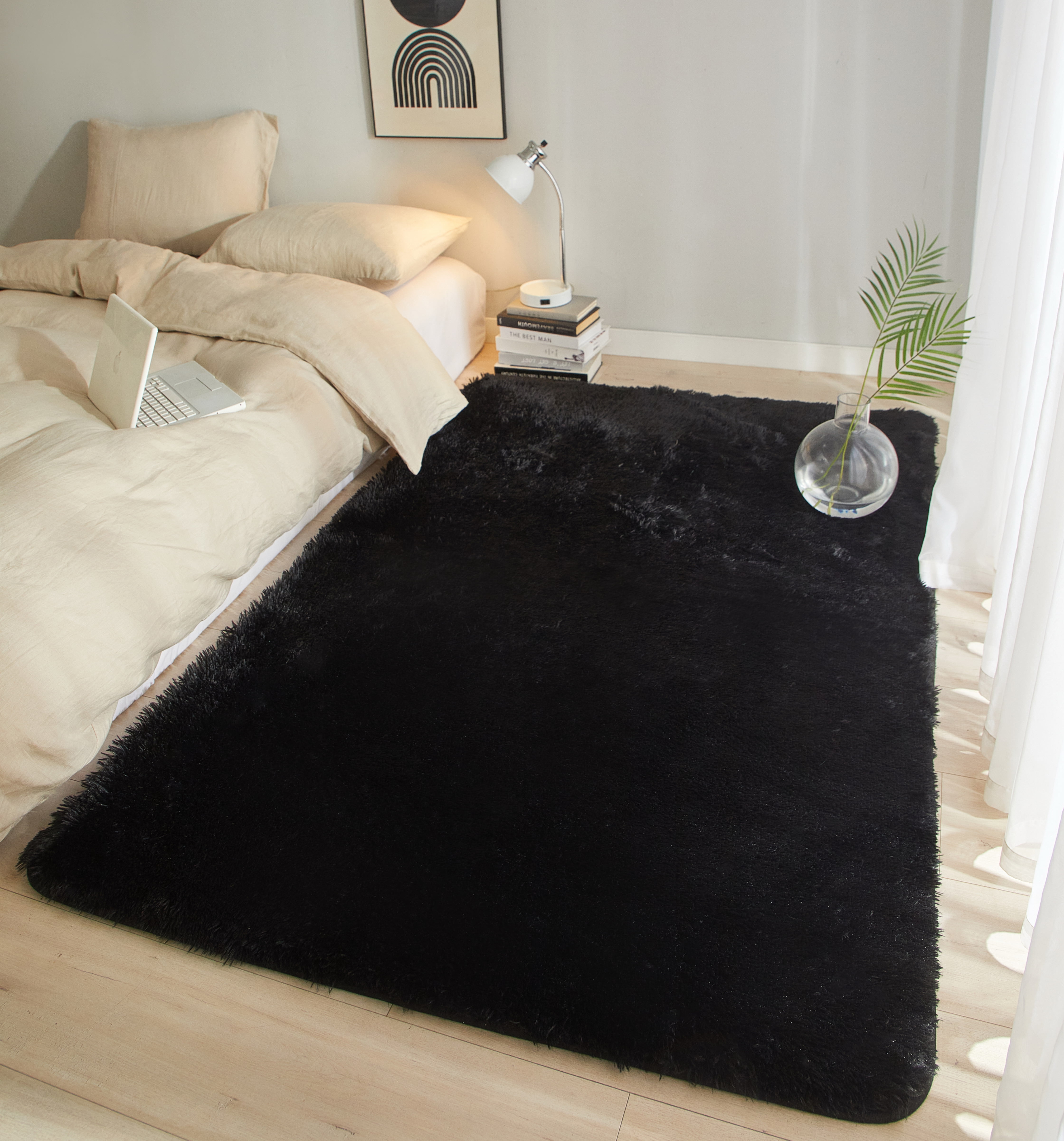 Mainstays Cushion Shag Bedroom Rug For Adults, Black, 4'x6'