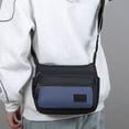 thumbnail image 4 of Bandolera de hombre, bolsa impermeable de nylon para el pecho con correa ajustable y puerto para auriculares para viajes, senderismo y deportes al aire libre, 4 of 6