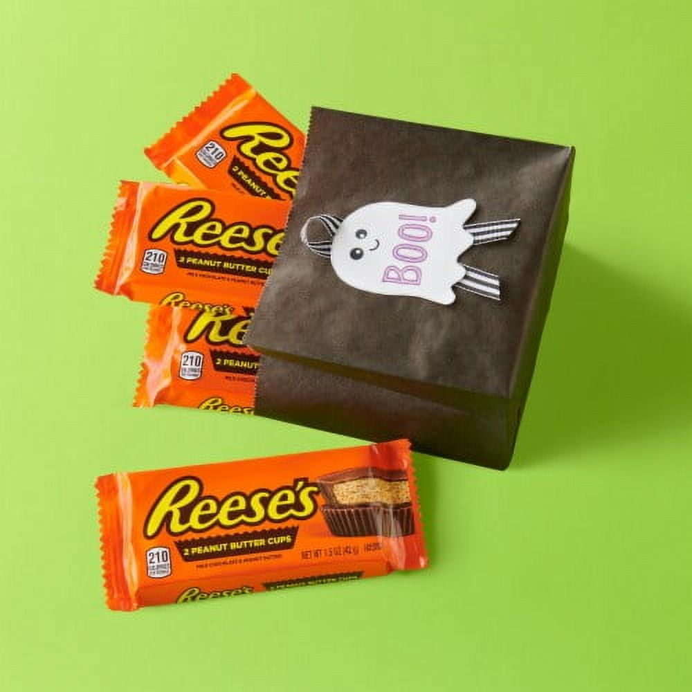 REESE'S Milk Chocolate Peanut Butter Cups, Candy Packs, 1.5 oz (6 Count) ( Pack of 2 )
