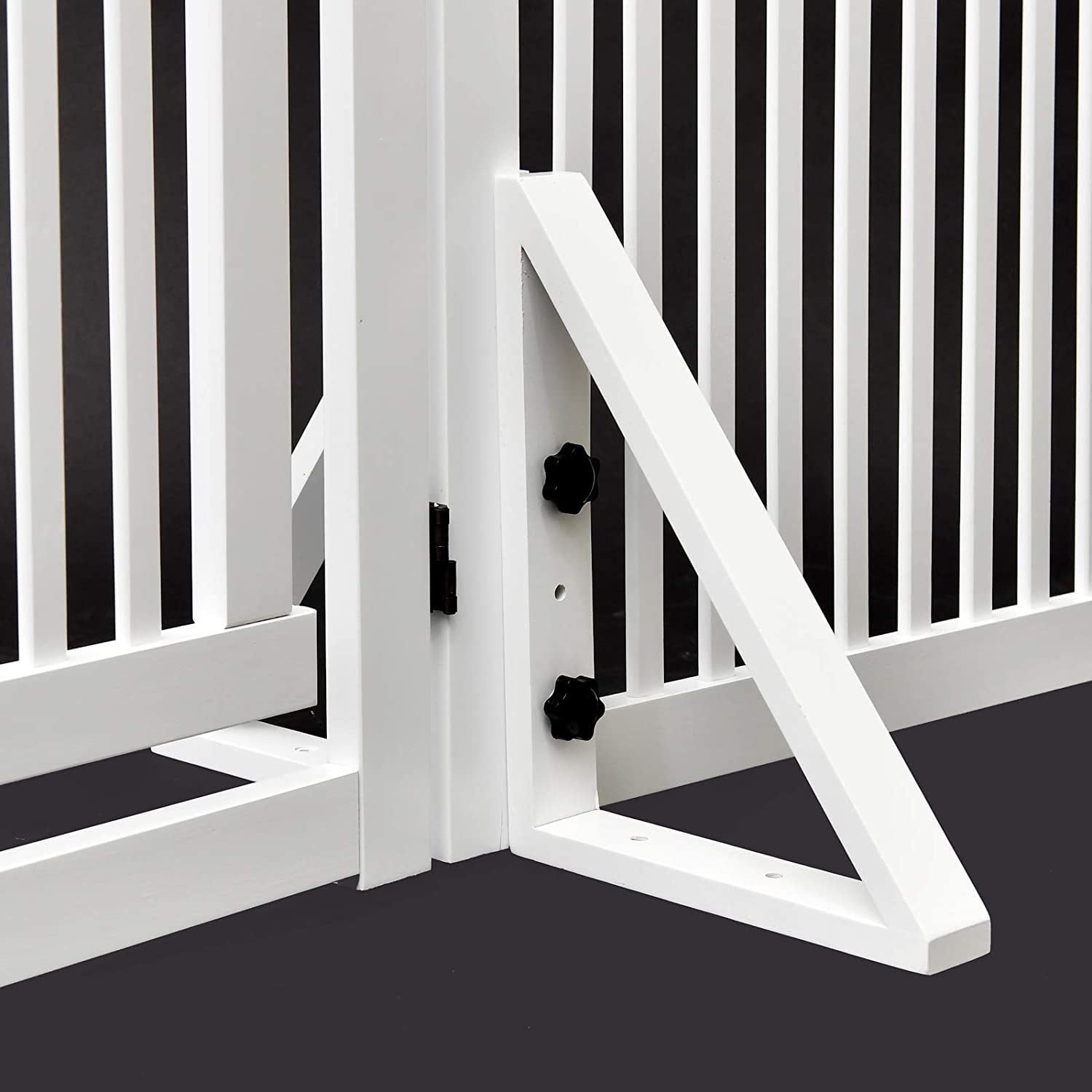 White WELLAND Support Feet for 360 Degree Configurable Gate Collection A Pair 