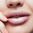 thumbnail image 3 of Brillo transparente para labios Lipglass MAC C-Thru de 3,1 ml/0,1 oz, 3 of 7