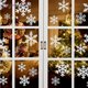 thumbnail image 4 of Juego de pegatinas de copos de nieve blancos para ventana, pegatinas de pared de Navidad para habitación de niños, calcomanías navideñas para el hogar, Año Nuevo 2024 Natal, 1 Juego, 4 of 4