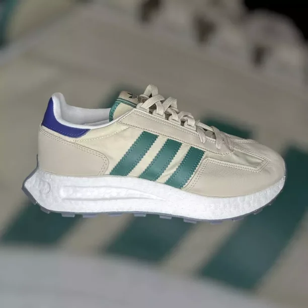 Ad-id-as Retropy E5 Ultra Low Wonder Beige Green IG9992 Boost NWT