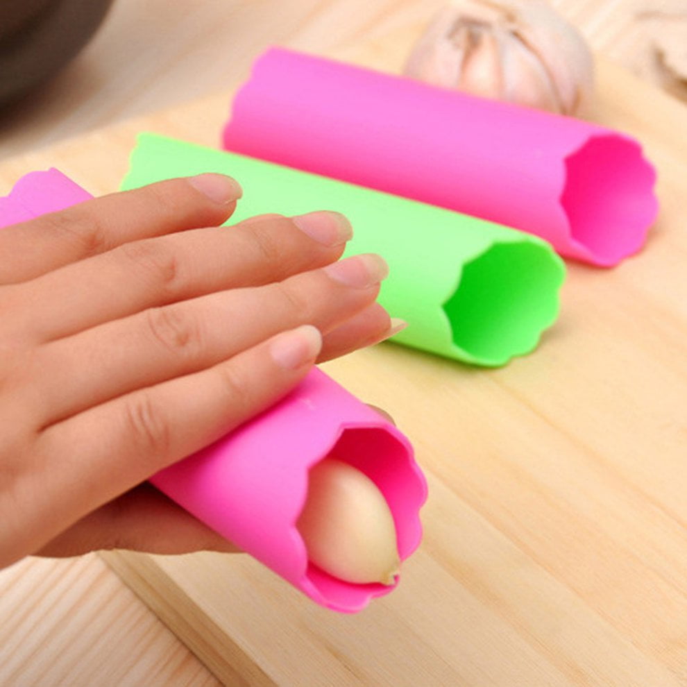 fengzong Garlic Peeler Silicone Easy Roll Tube Useful Garlic Kitchen Tool Easy to use Convenient Safe Non Toxic Random /& Random