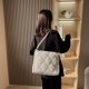 thumbnail image 5 of Bolso acolchado acolchado de algodón para mujer, bolso cuadrado de gran capacidad (blanco) Tmvgtek Para estrenar, 5 of 9