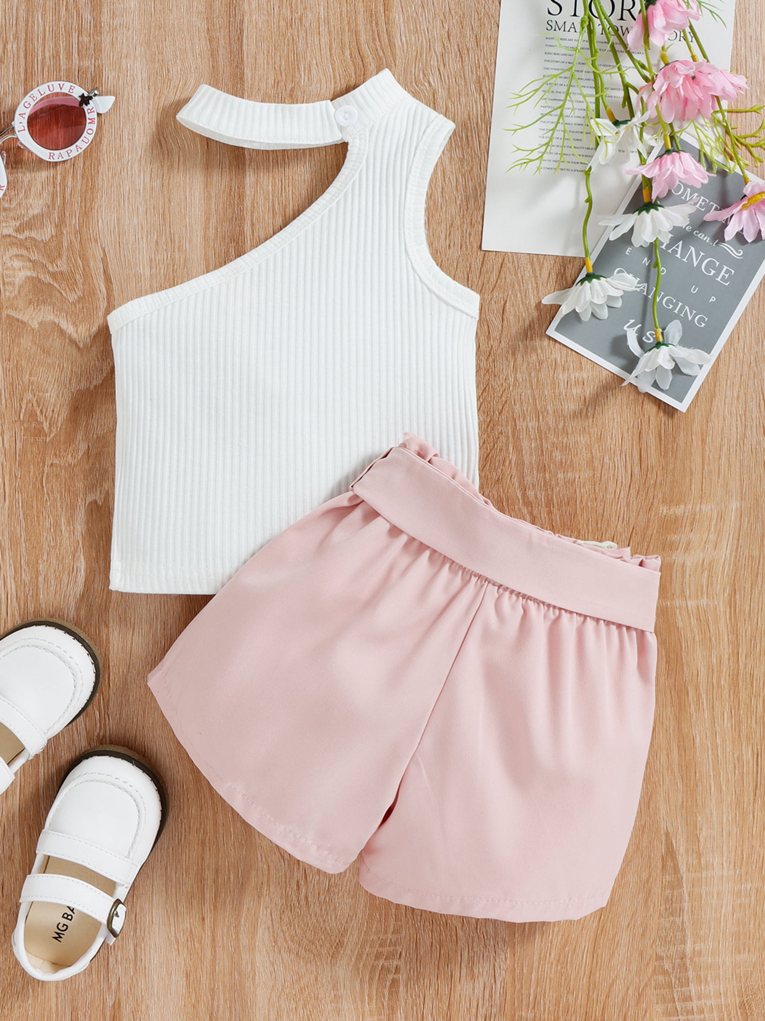 2pcs Kid Girl Bowknot Design Halter Camisole and Lemon Print Shorts Set