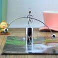 thumbnail image 2 of Adornos de equilibrio de Iron Man pequeños de una sola pierna y pierna alta, vaso de Hércules, instrumento de equilibrio dinámico de levantamiento de pesas, decoración de hierro de escritorio, 2 of 6