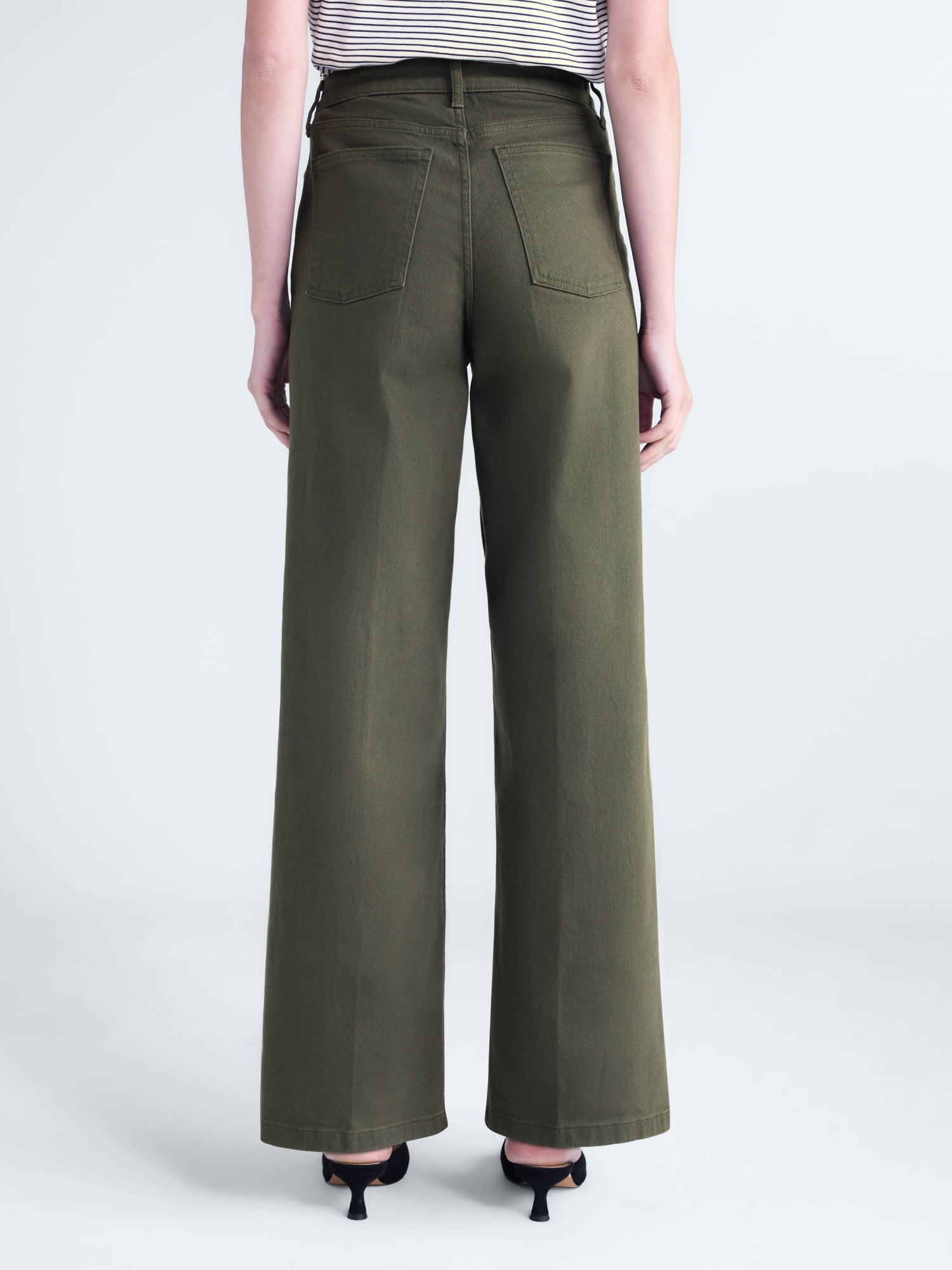Free Assembly Women's and Women’s Plus Crease Wide Leg Trouser Jeans, 32" Inseam, Sizes 0-20