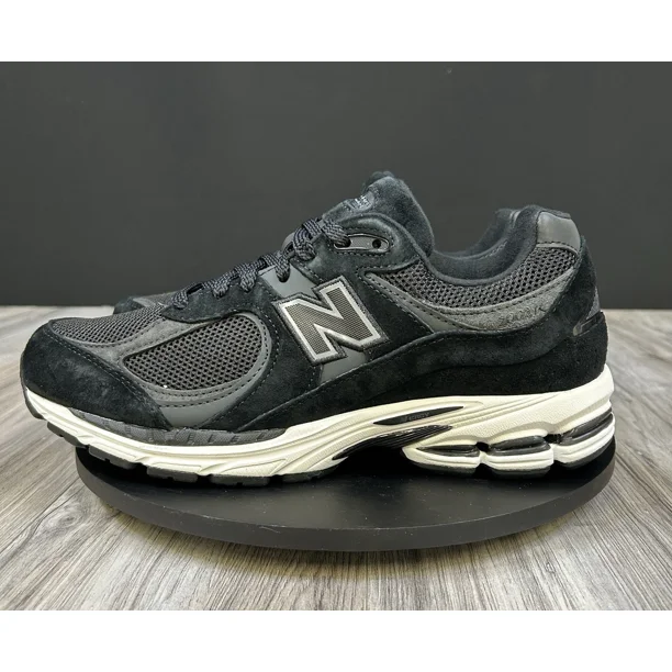 New Balance 2002R Black M2002RBK Classics Running Shoes Men’s Size 9.5 D, New