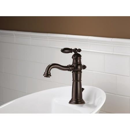 Delta Victorian Single Handle Bathroom Faucet in Chrome 555LF