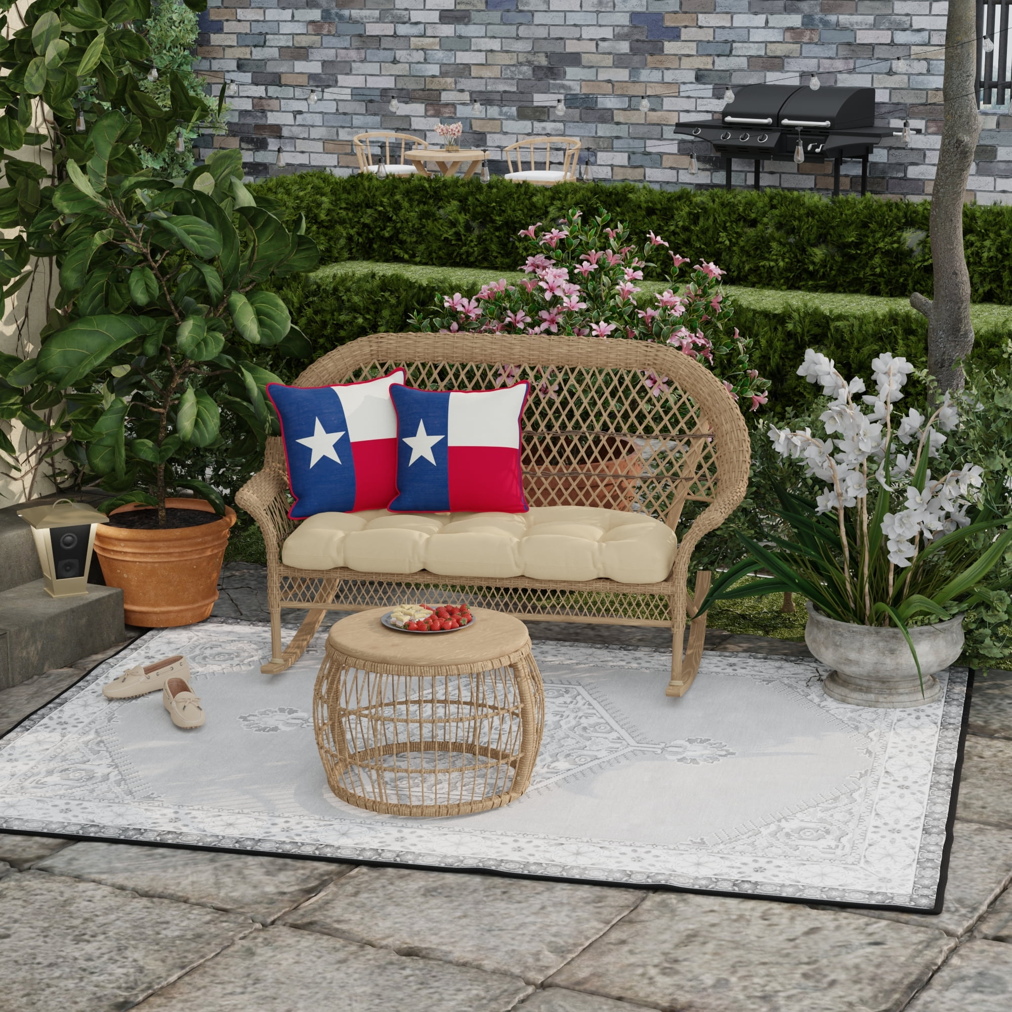 Jordan Manufacturing 18" x 18" Red, White and Blue Texas Flag Outdoor Throw Pillow