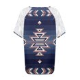 thumbnail image 5 of Hauts d'Été Grande Taille Hauts en Dentelle pour Femmes Été Blouses à Imprimé Patchwork pour Femmes Amples Grande Taille Col en V Manches Courtes T-Shirts Col en V T-Shirt Femme en Liquidation, 5 of 5