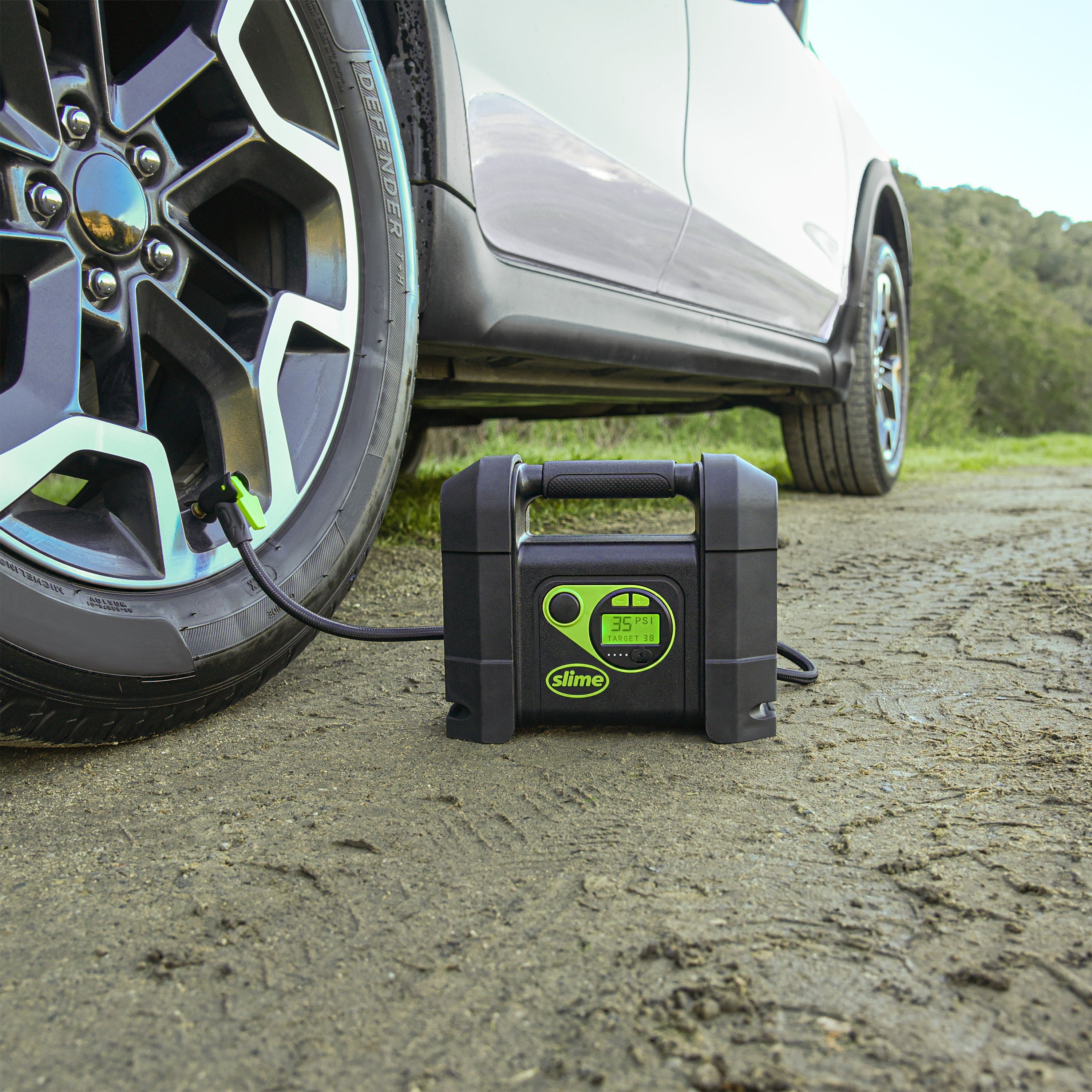 Slime 40080W Rechargeable Lithium Ion Battery Portable Tire Inflator